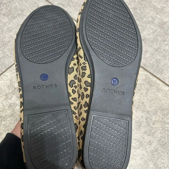 Rothy's Tan and Black Leopard Flats 8.5 - Picture 4 of 6